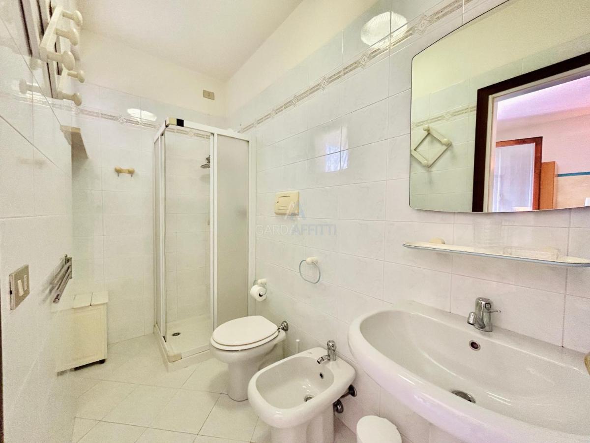 Perseo Apartment - 200M Dal Lago Di Garda Sirmione Buitenkant foto
