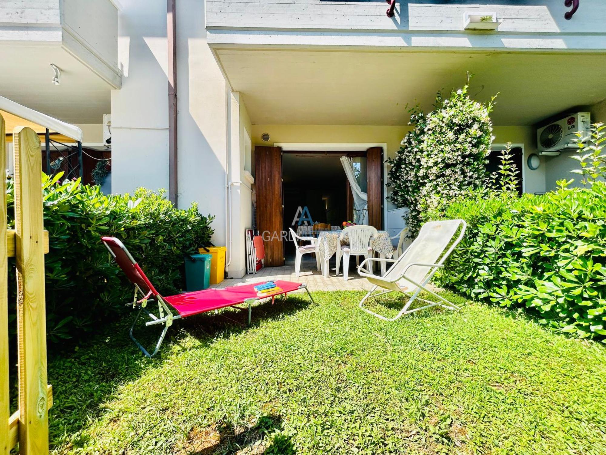 Perseo Apartment - 200M Dal Lago Di Garda Sirmione Buitenkant foto